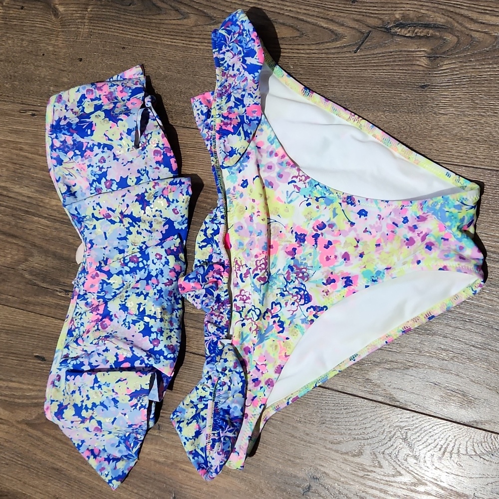Swim suit